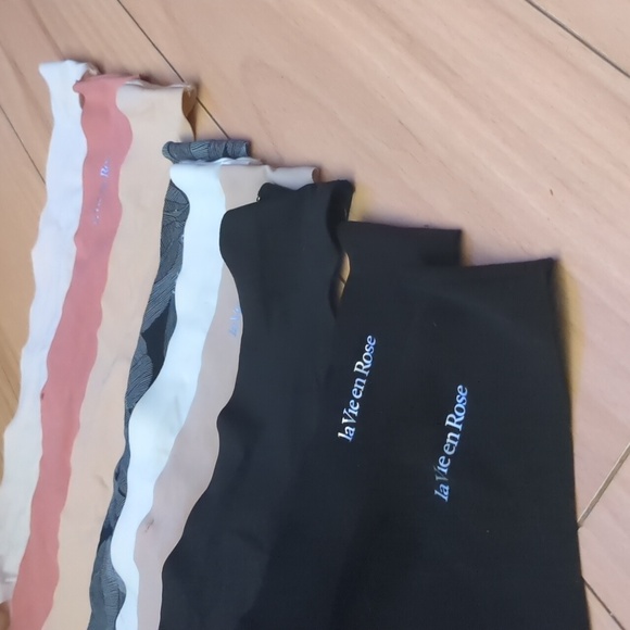 9 brand new pairs of no show thongs - Picture 3 of 3